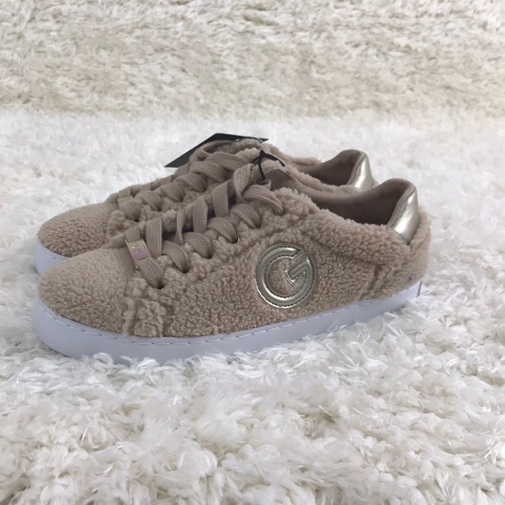 GUESS Faux Fur Sneakers Meeko 3 NEW